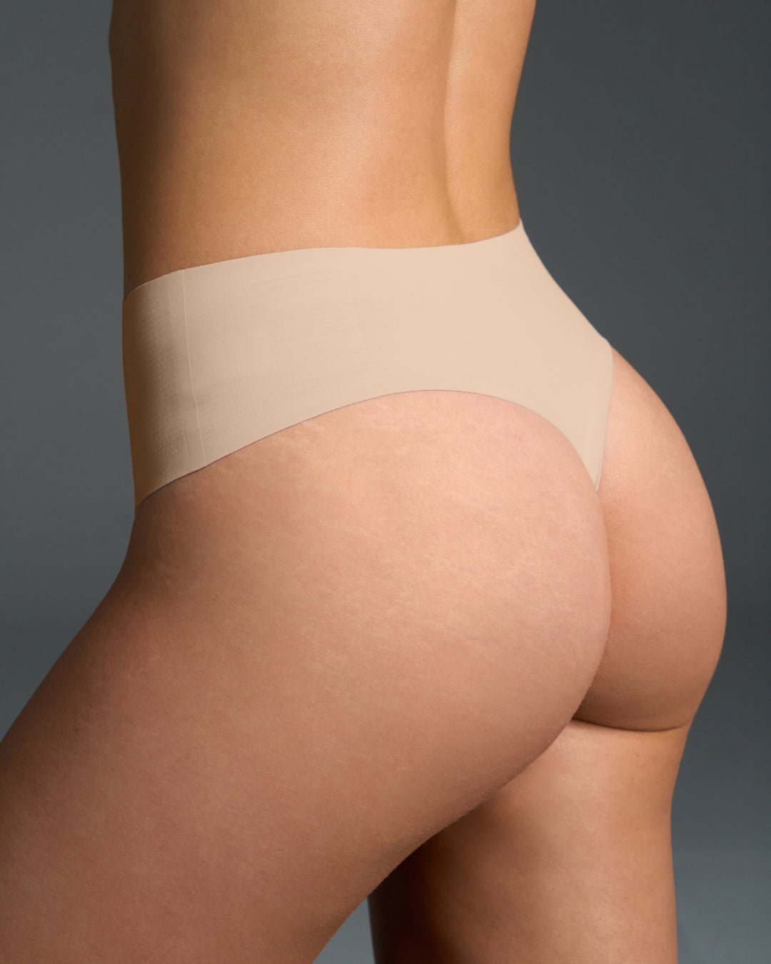 Nude Seamless Highwaisted Thong