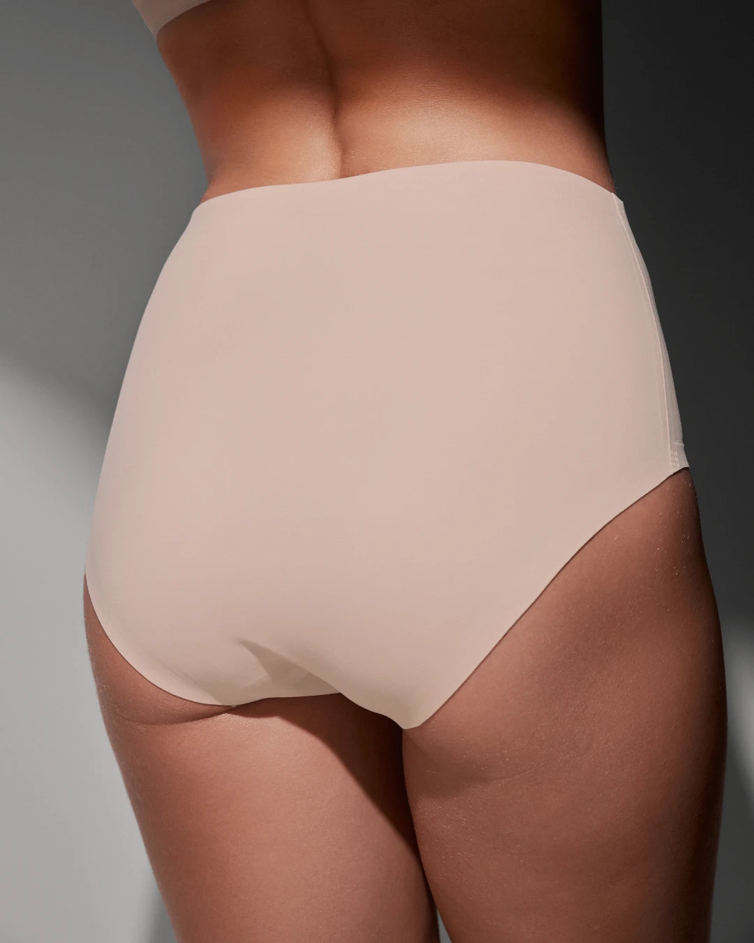 Nude Smoothing Bra and Highwaisted Set