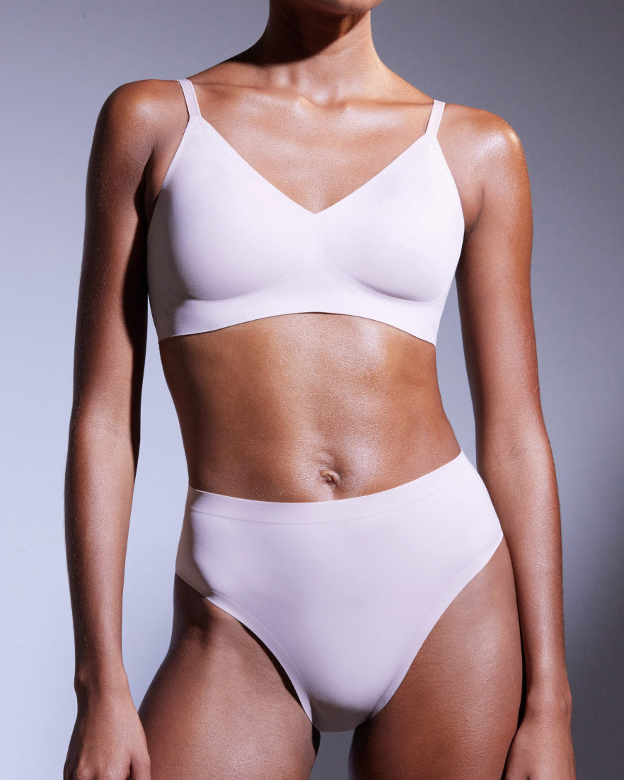 Oyster Relief Bra and High Waisted Set