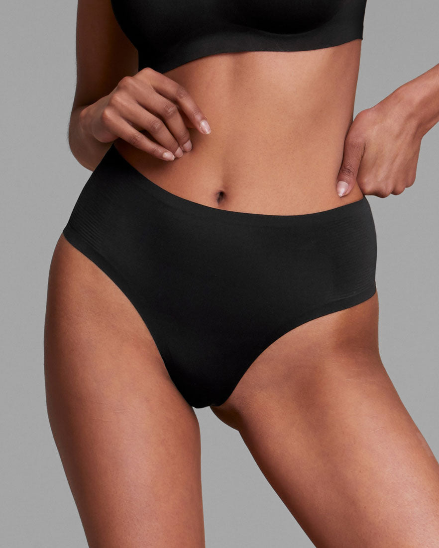 Black Highwaisted Thong