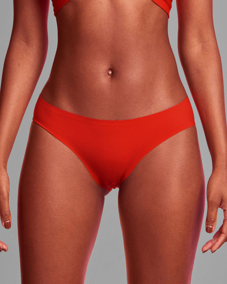 Poppy Red Cheeky