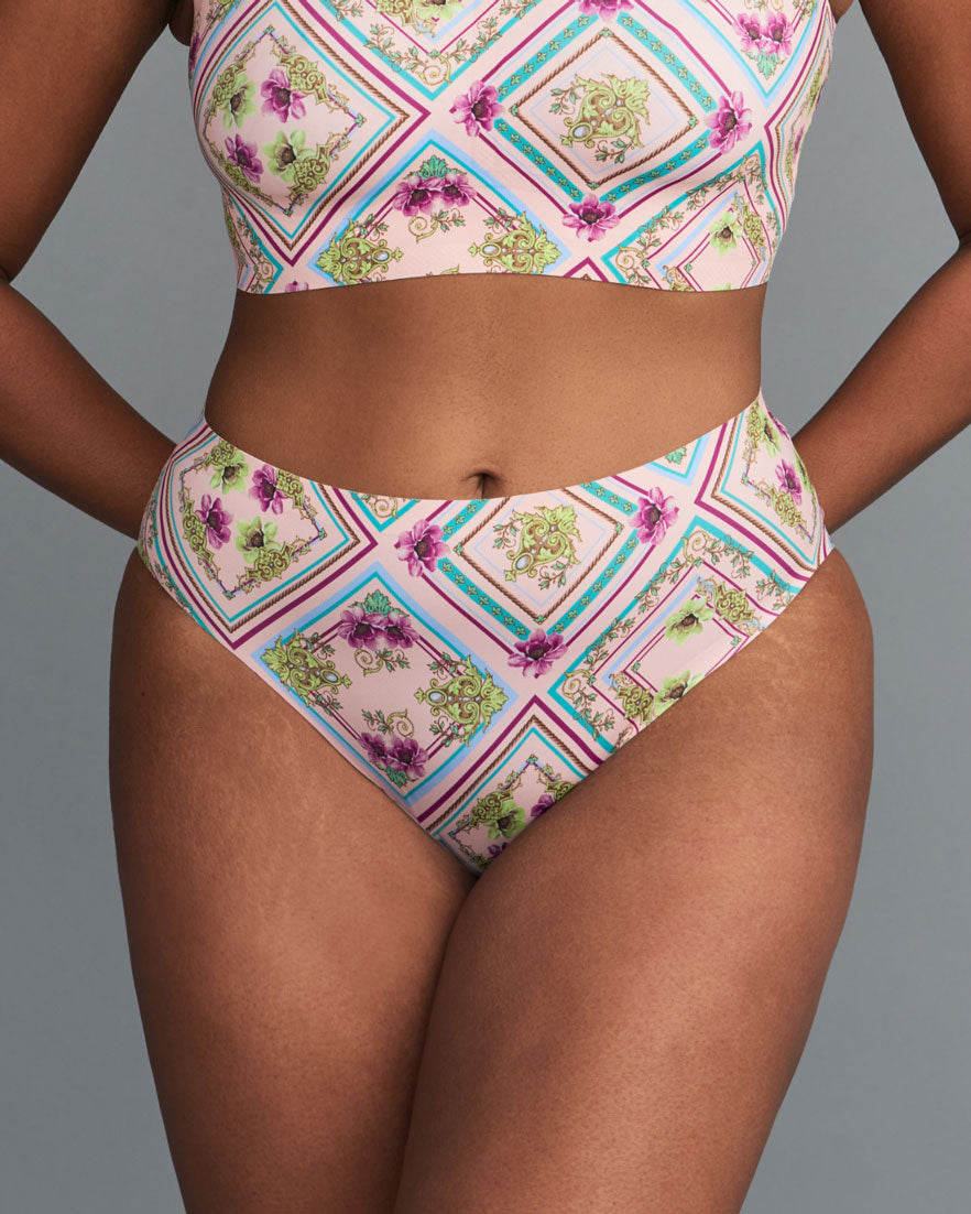 Versailles Brief