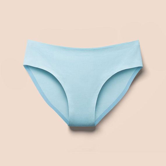 Seamless brief in blue tint